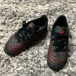 adidas Predator Club Kids' FG/MG Soccer Cleats Size 3